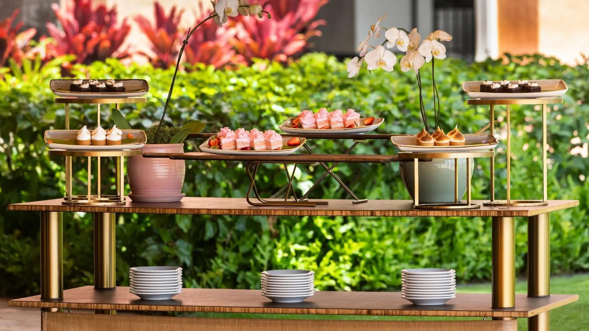The Royal Hawaiian, A Luxury Collection Resort, Waikiki Honolulu 5*,  United States